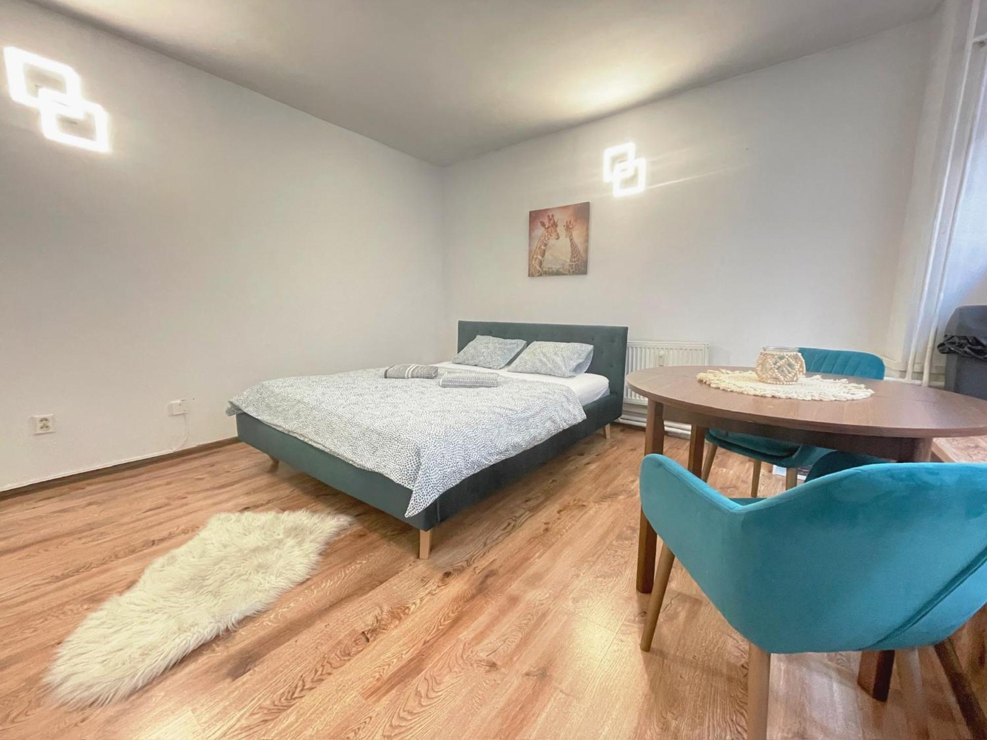 Central Apartment New Studio Košice Exteriör bild